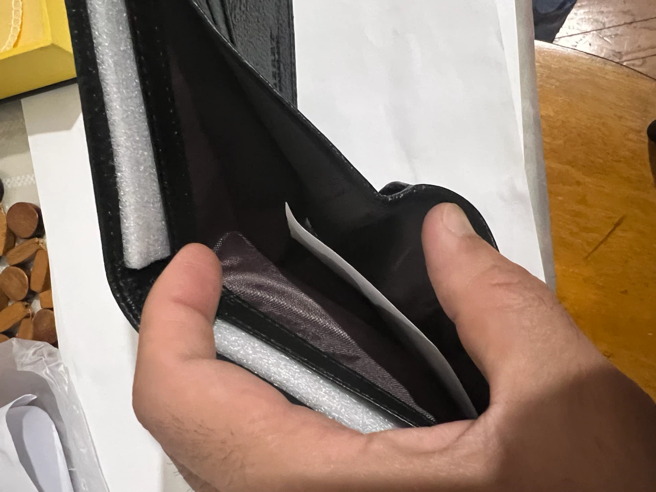Burberry Black Leather Bifold Wallet - photo 5