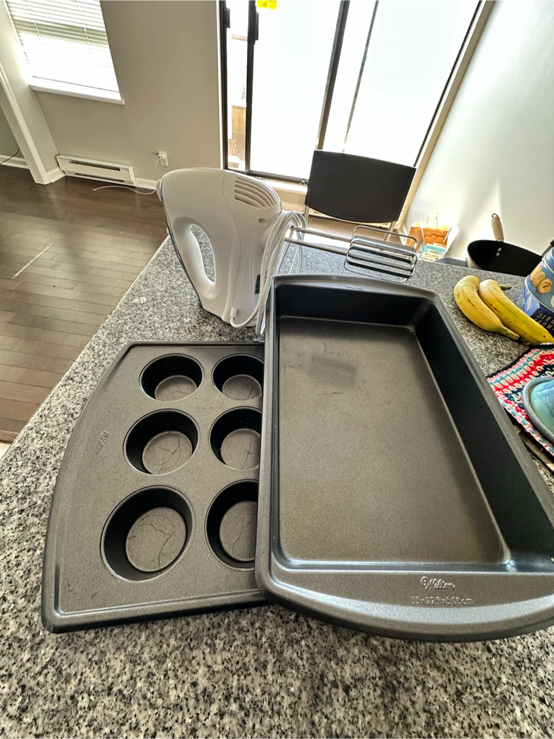 Baking Set: Wilton Baking Pans and Hand Mixer Set - photo 2
