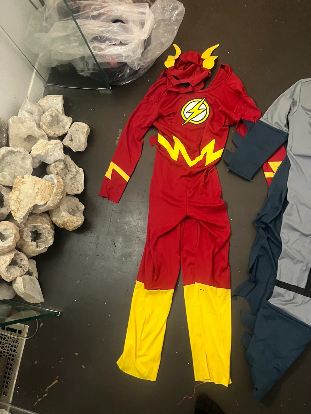 Rubies Flash and Batman Costumes Size Large - photo 3