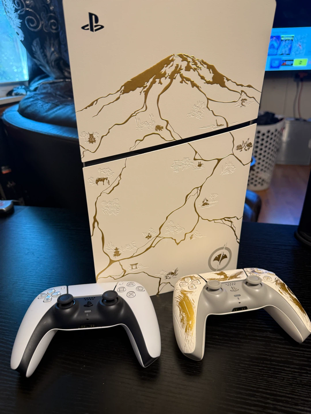 PlayStation 5 Ghost of Yotei Limited Edition Bundle - photo 2