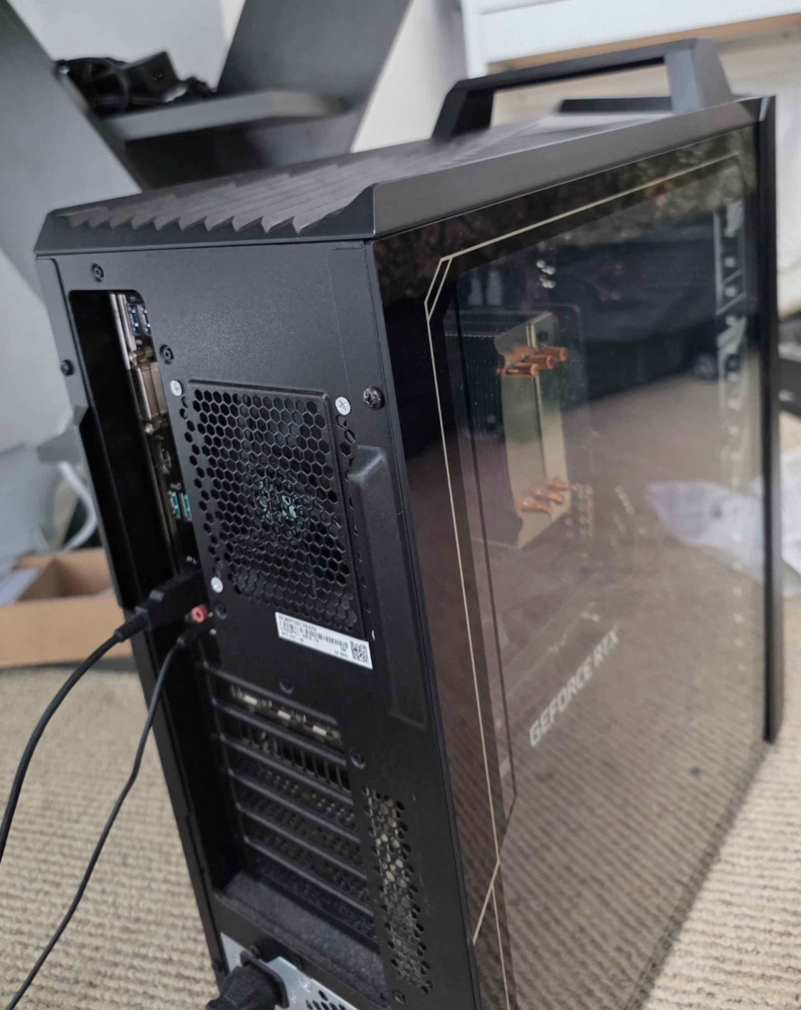 Gaming PC + Gaming Monitor - photo 2