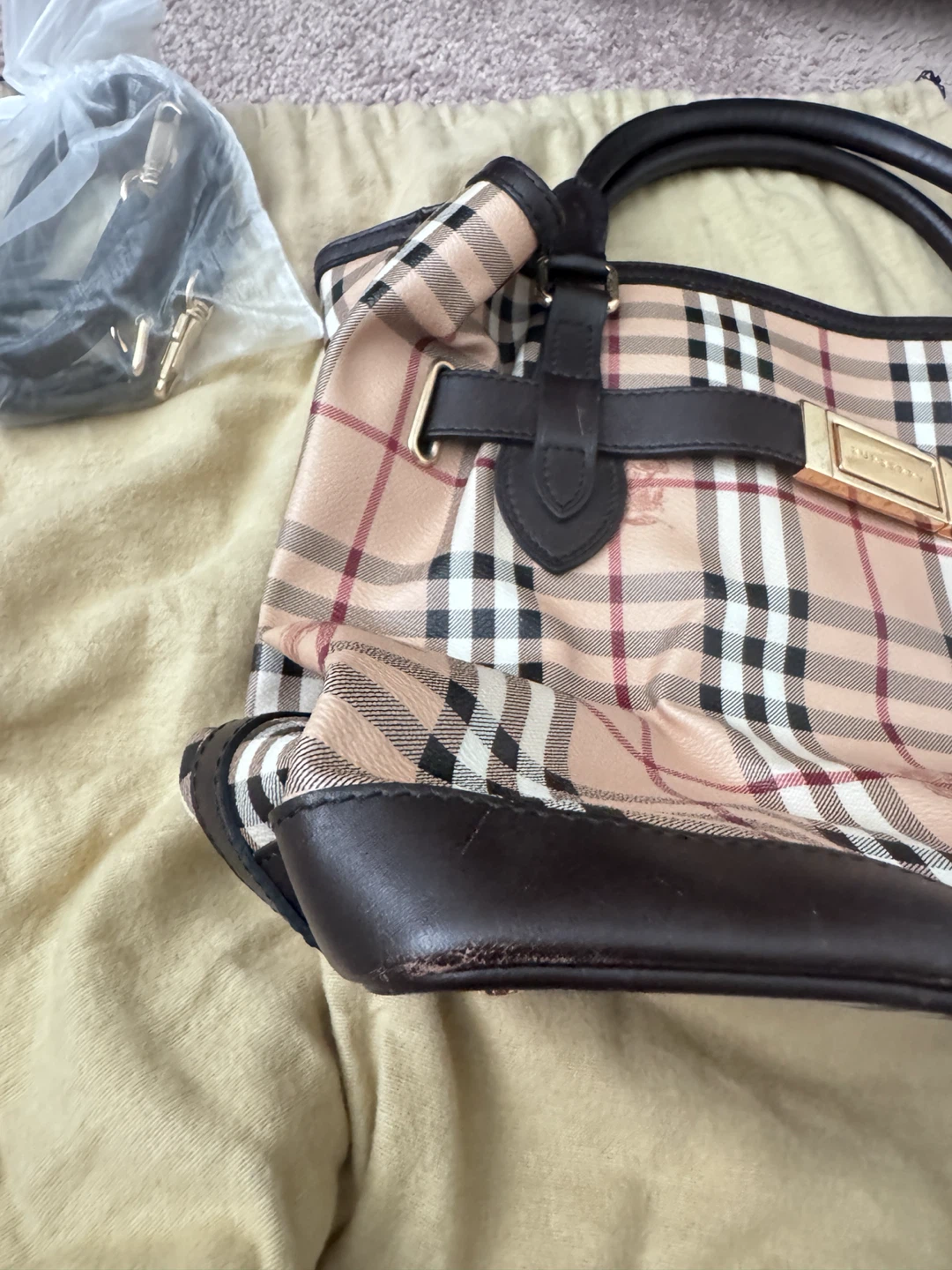 Burberry Check Tote Bag - photo 4