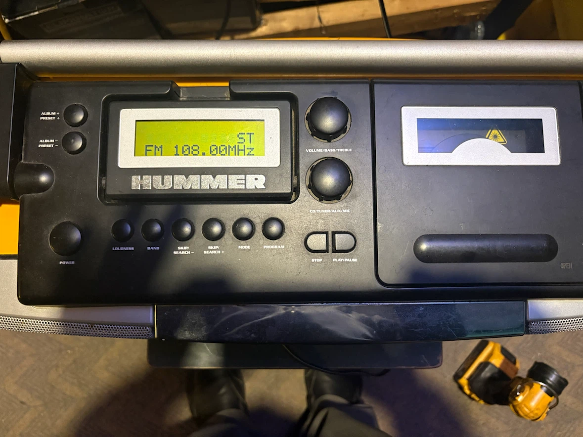 Hummer Portable CD/Radio Boombox