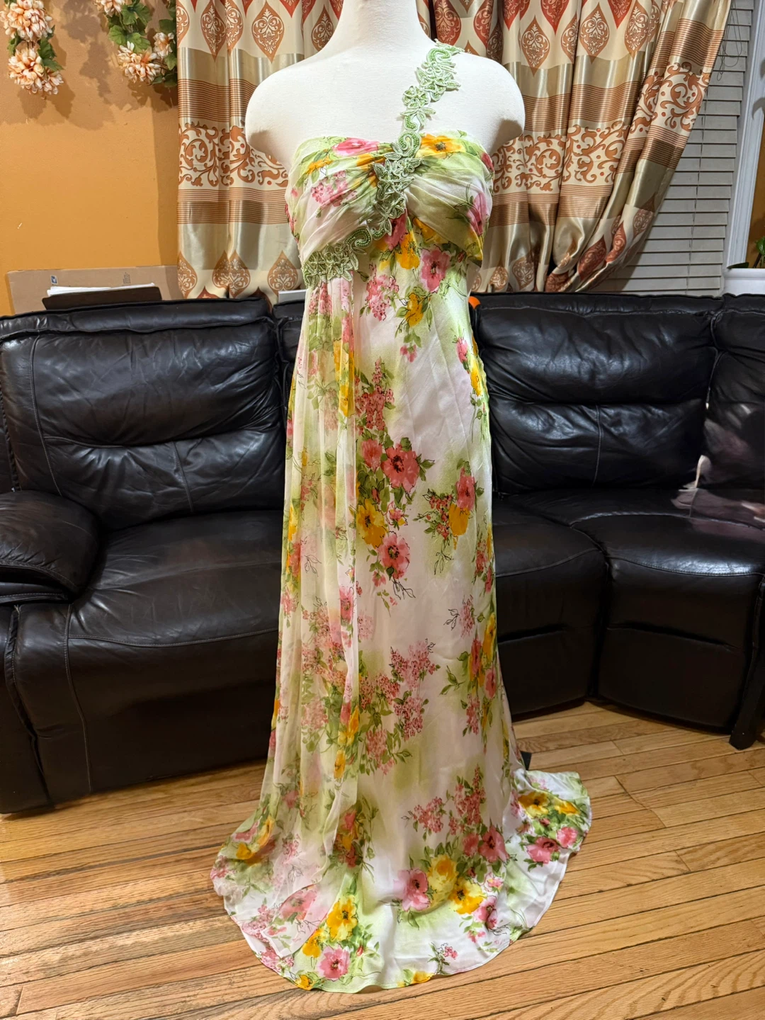 Nightway Vintage Printed Garden Nymph maxi prom