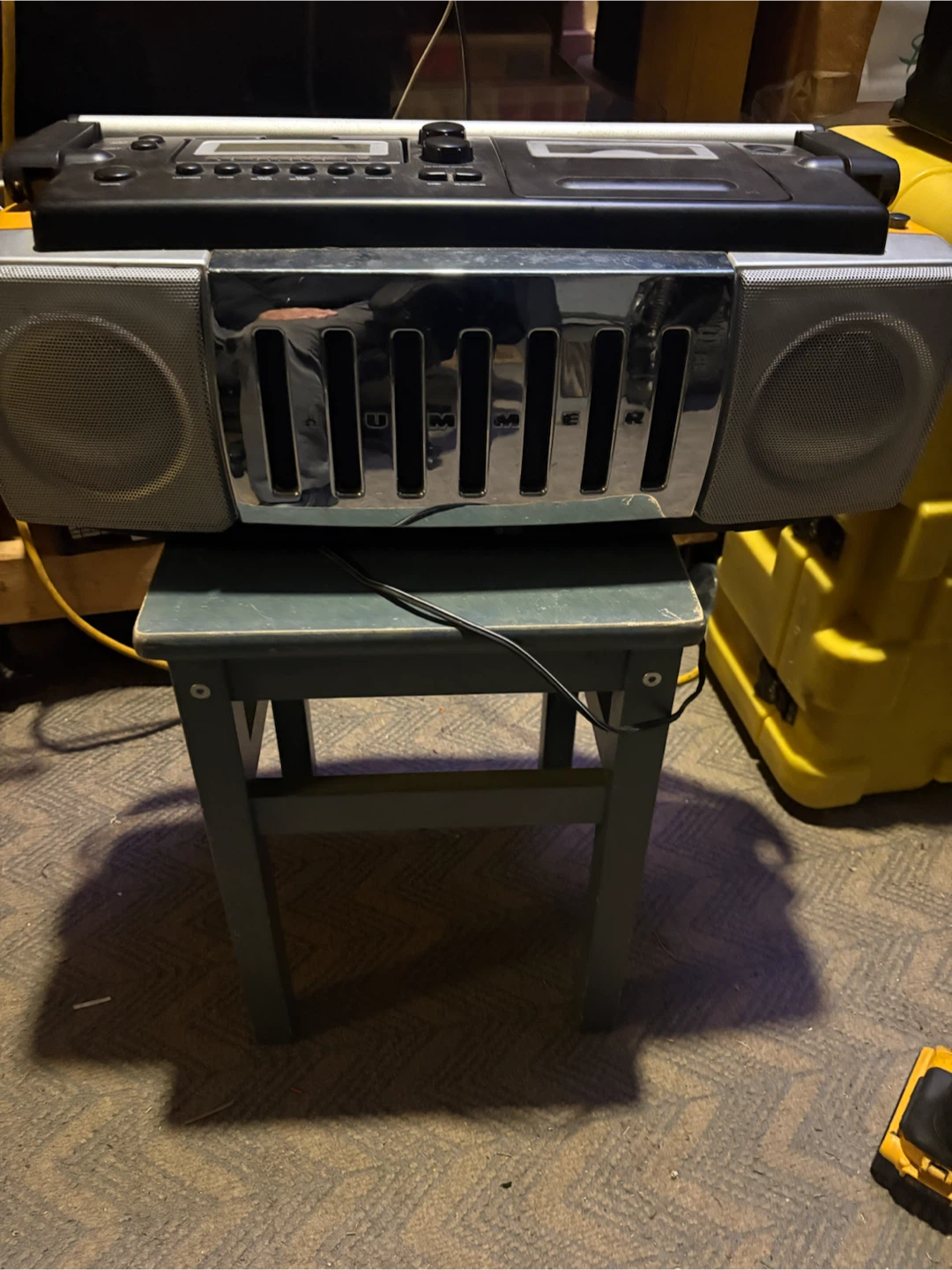 Hummer Portable CD/Radio Boombox - photo 3