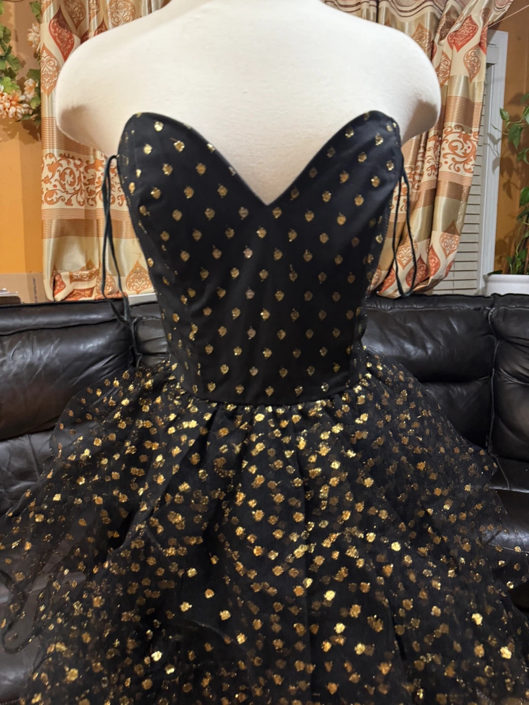 Gigi’s Closet Black Gold Polka Dot 2-4 Sweetheart neckline Gown - photo 3