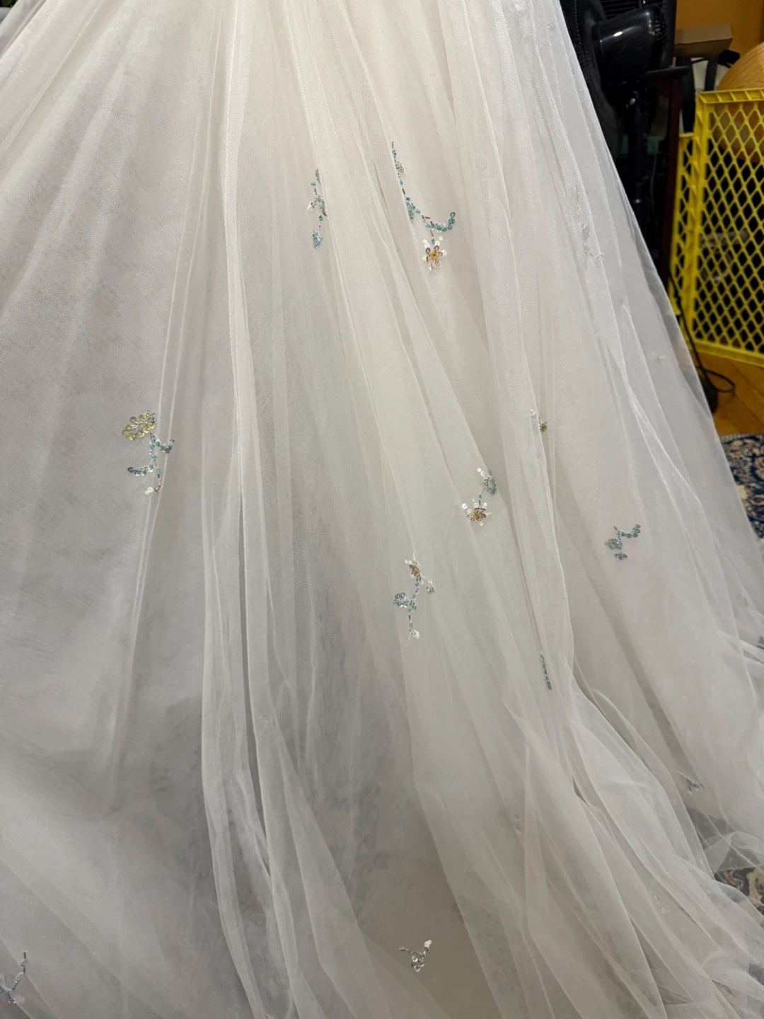 Alyce Designs Vintage 10 White strapless gown - photo 5