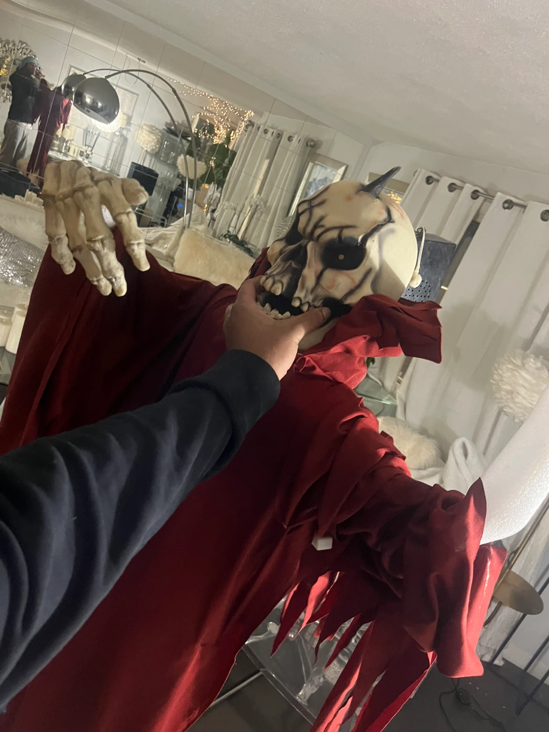 Morbid 180 Spin Skeleton Halloween Decoration - photo 5