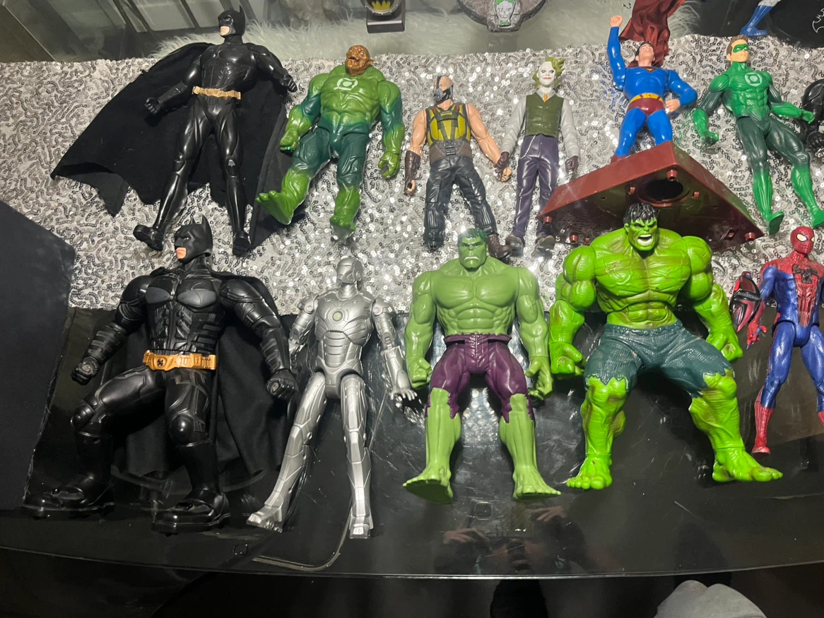 Large Collection of Superhero Action Figures - photo 5