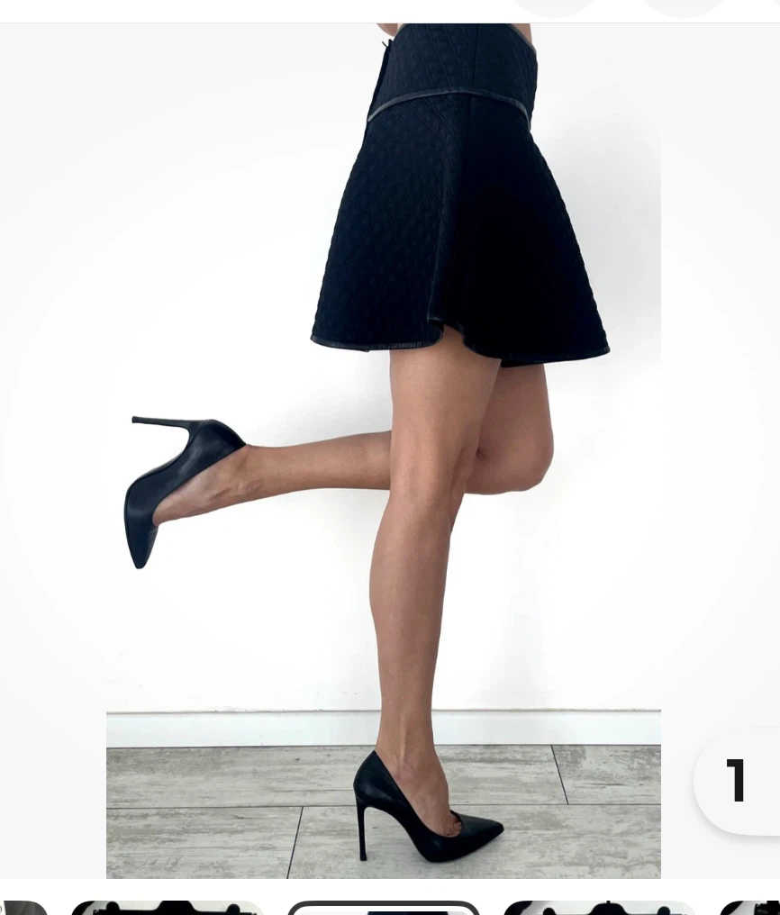 8 - Valentino Designer Virgin Wool Skirt - fall or winter - photo 3