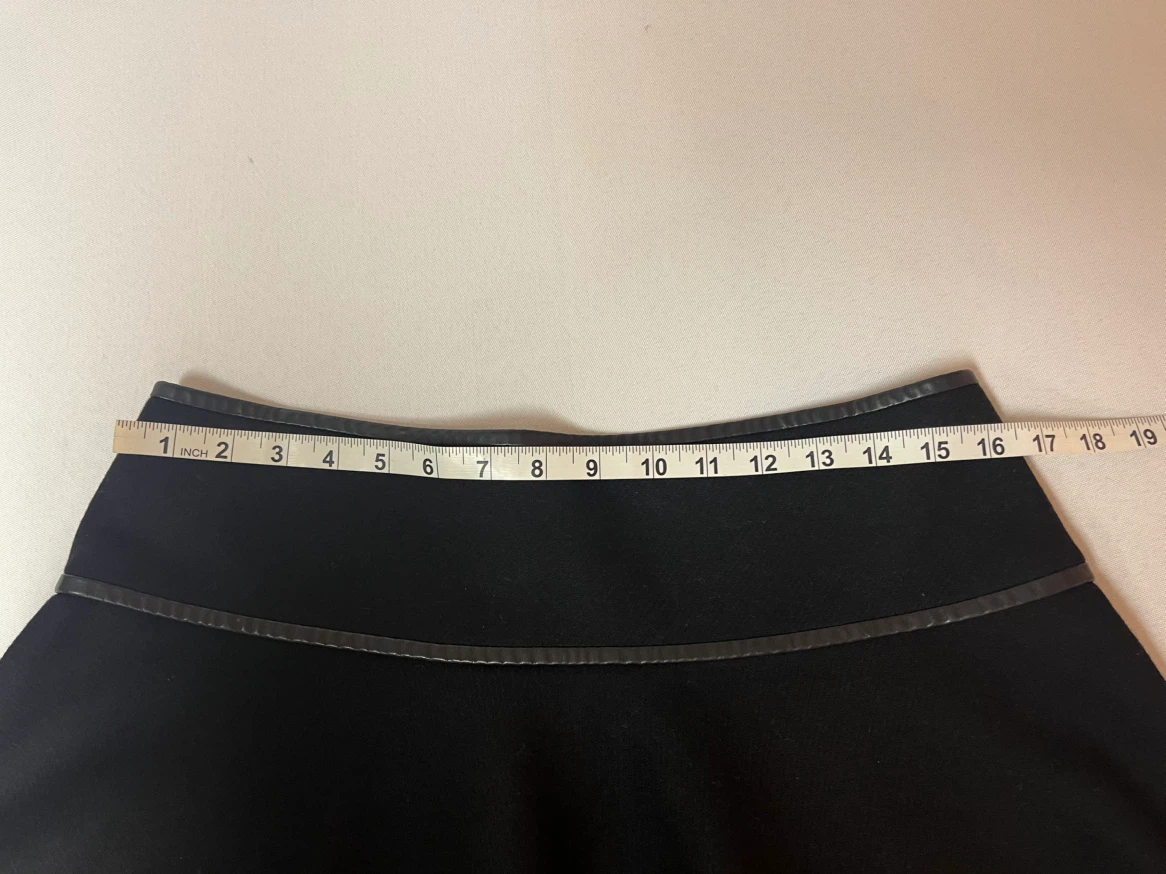 8 - Valentino Designer Virgin Wool Skirt - fall or winter - photo 5