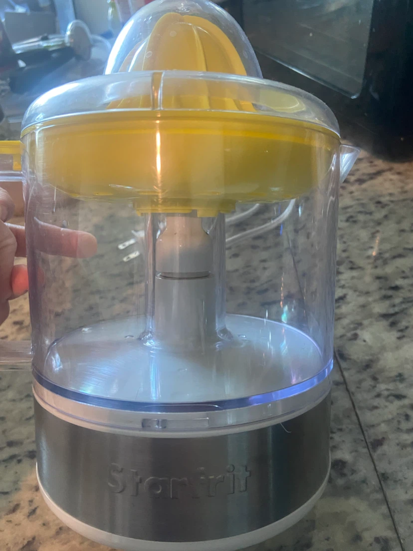 Starfrit Electric Citrus Juicer - photo 2