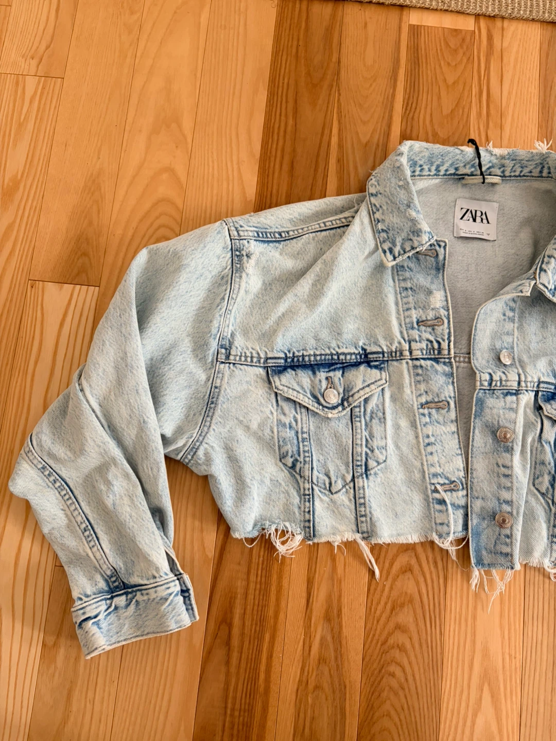Zara Distressed Denim Crop Jacket - photo 3