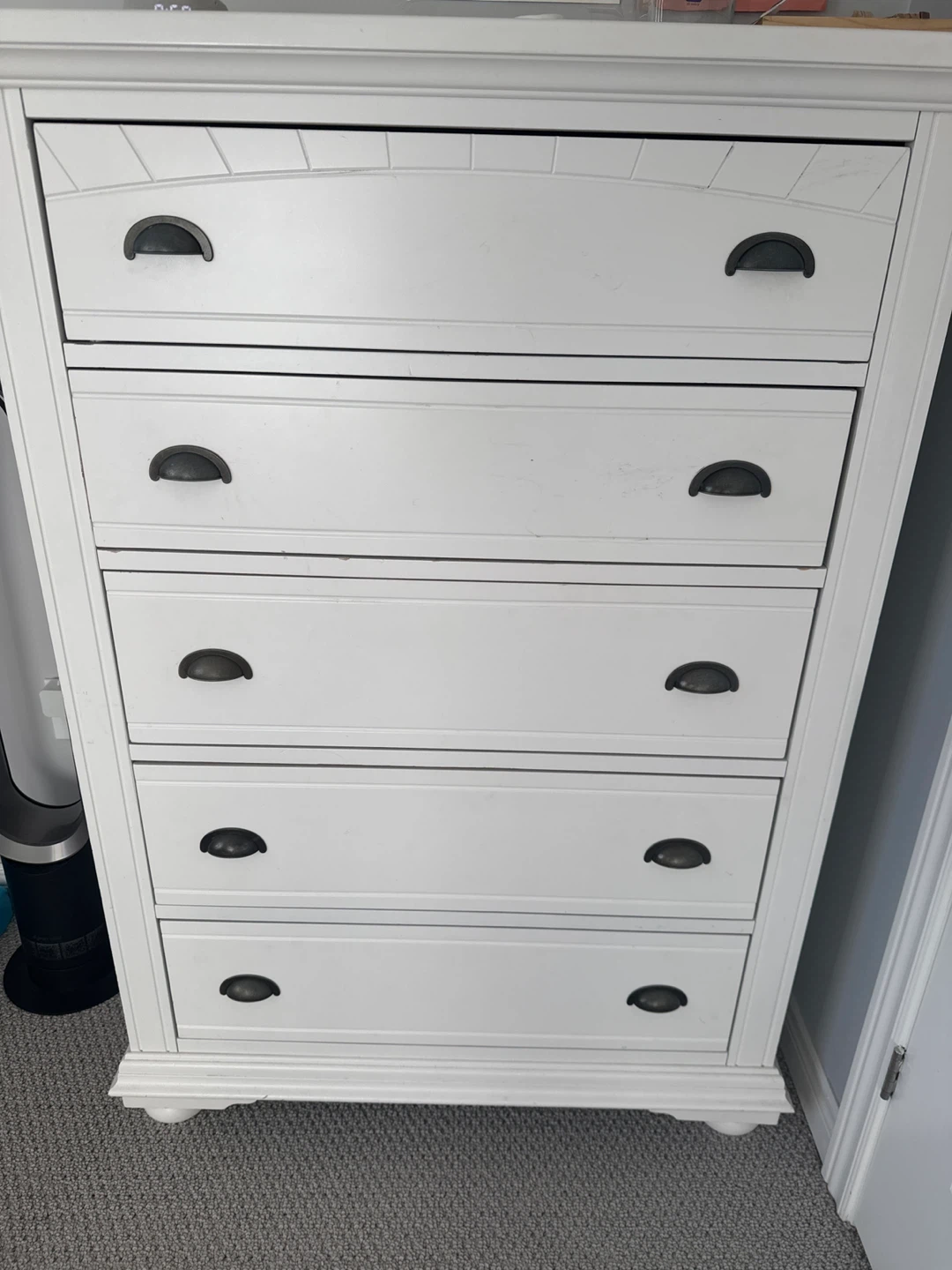 White 5-Drawer Wooden Dresser