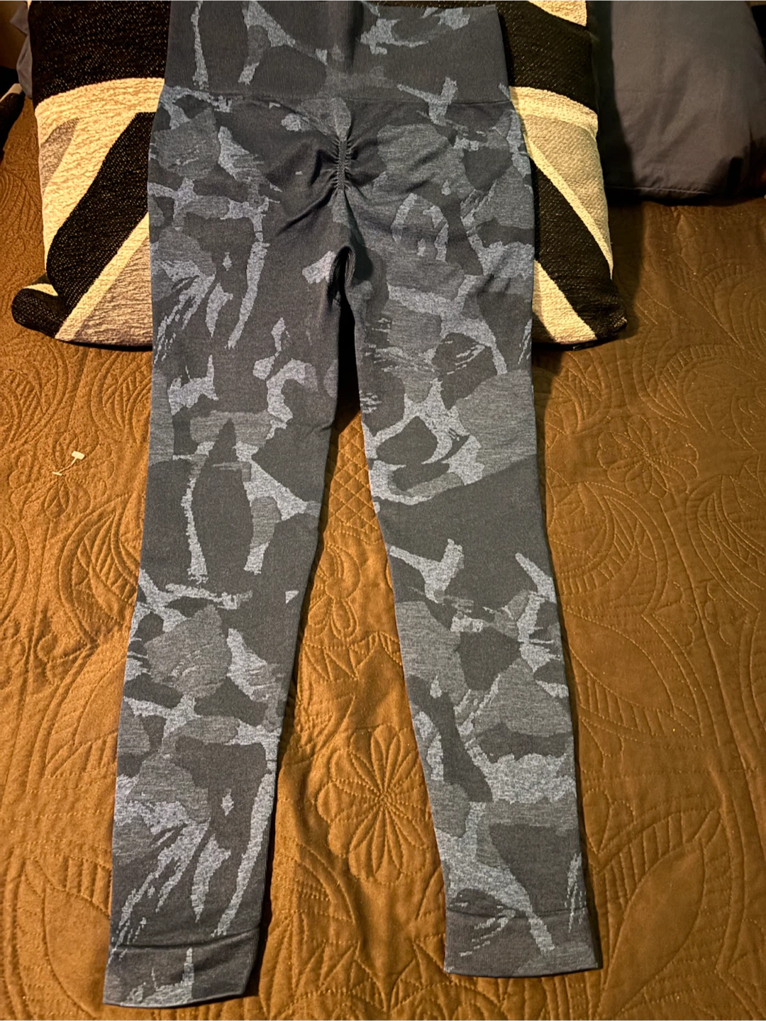 Gymshark Camo Seamless Leggings - photo 5