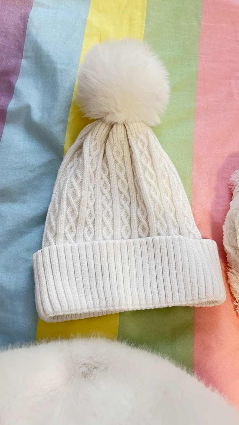 Three piece winter accessory set - photo 5