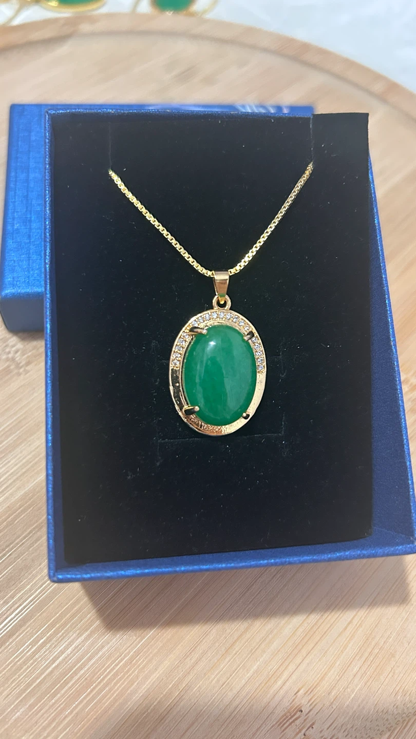 Natural Green Jade Pendant Necklaces - photo 3