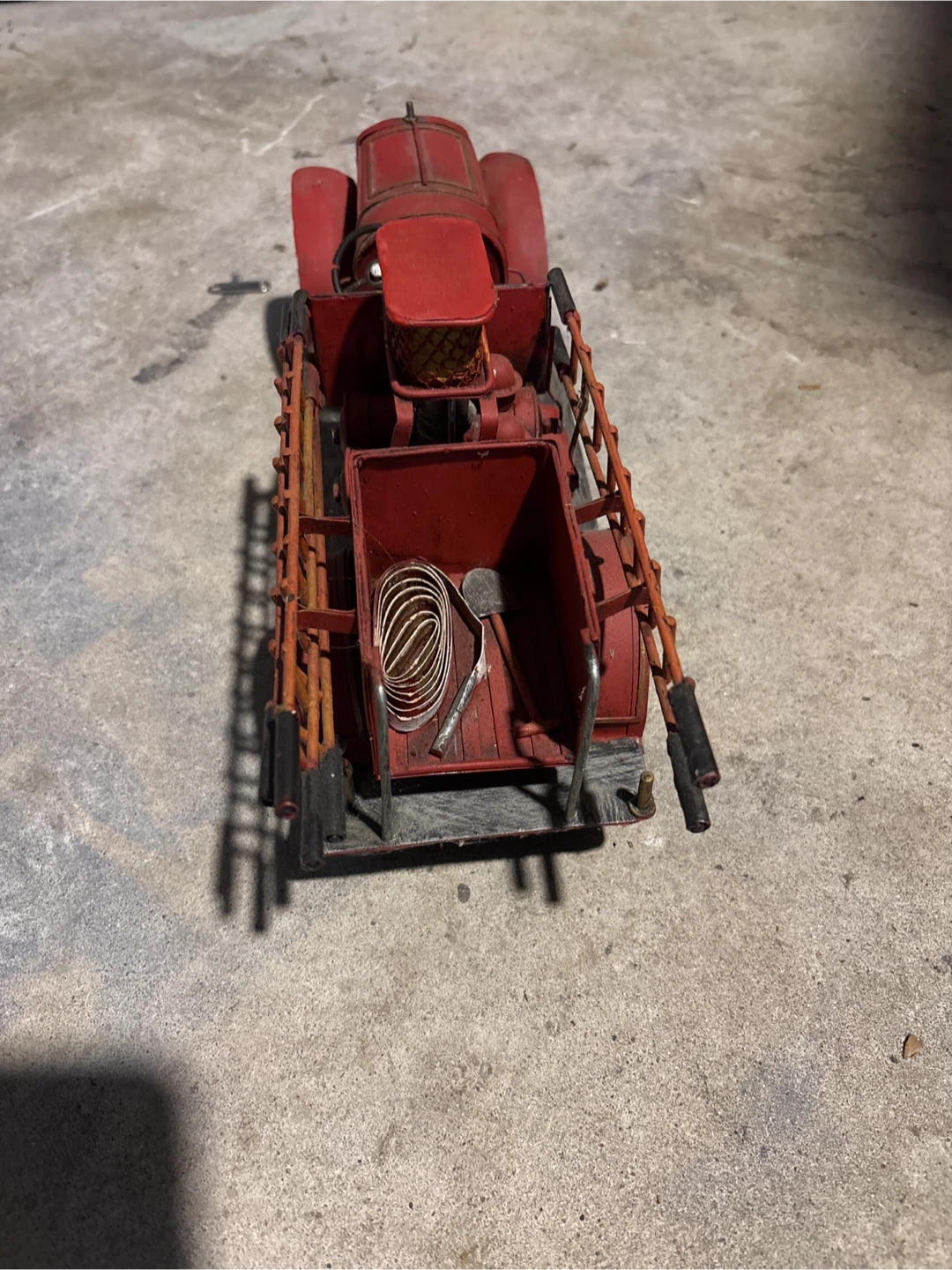 Vintage Style Metal Fire Engine Model - photo 3