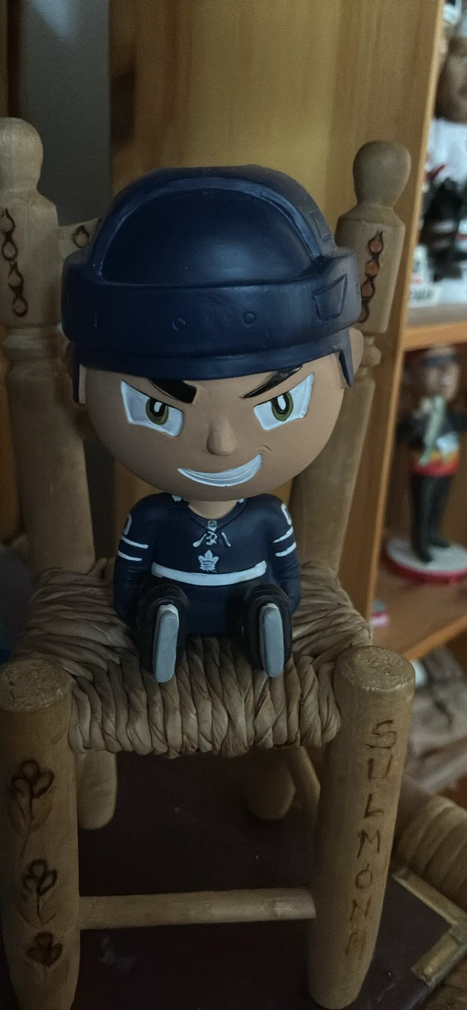 Toronto Maple Leafs Foco Figurine