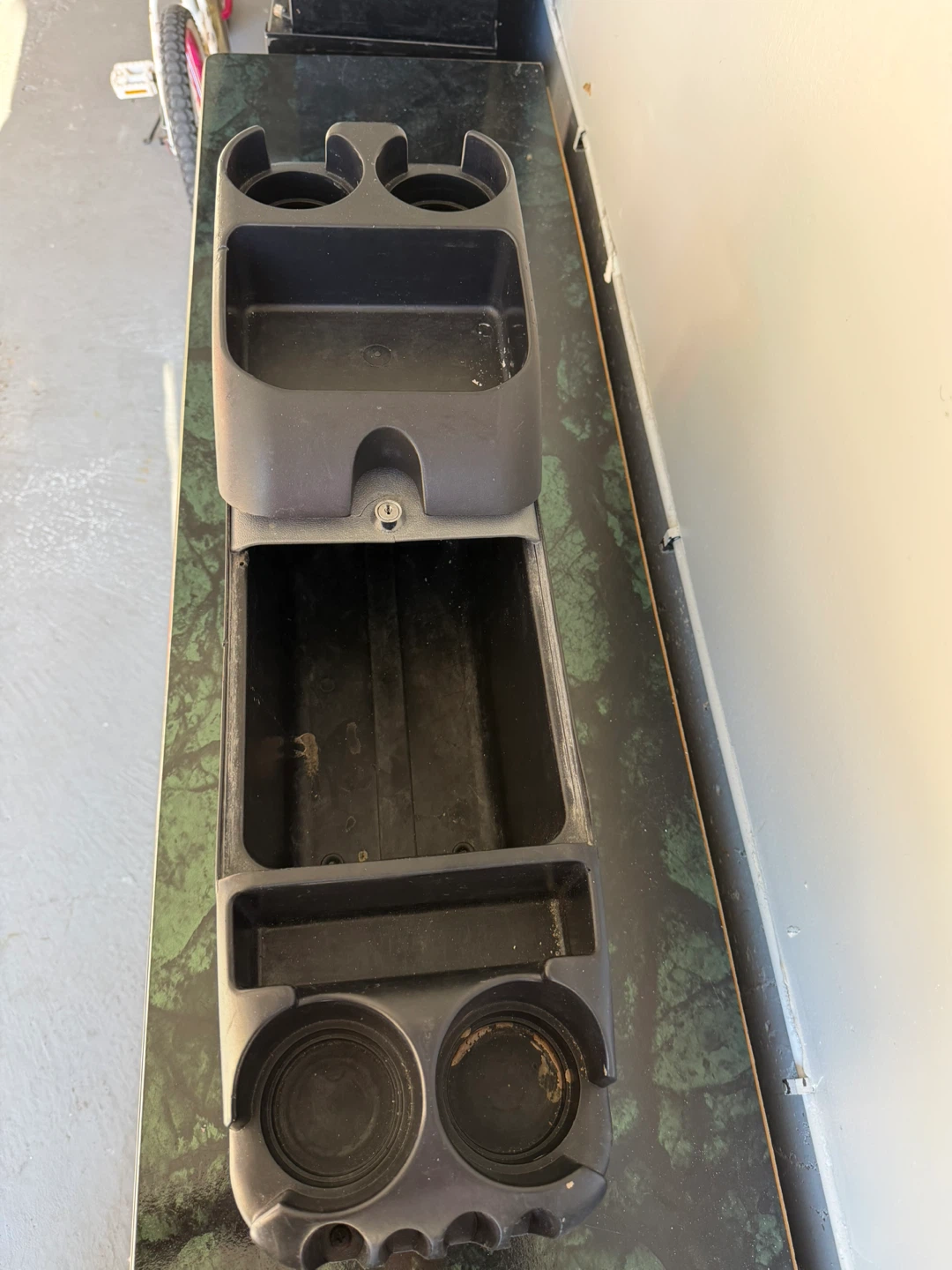 Automotive Locking Centre Console - photo 2