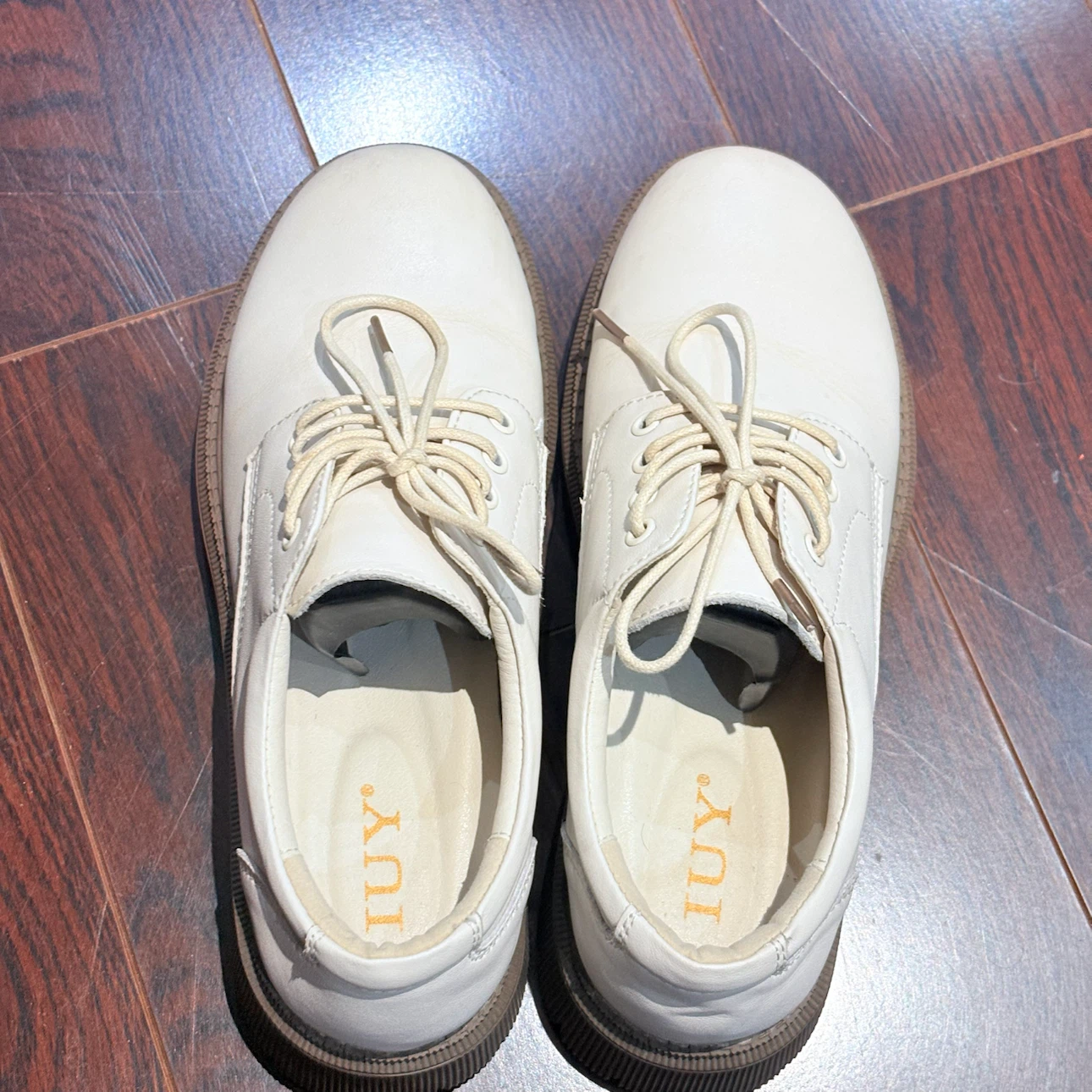 Iuy White Lace-Up Platform Shoes