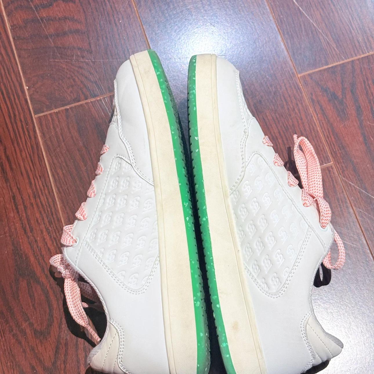 STQ Off-White Sneakers with Pink Laces - photo 2