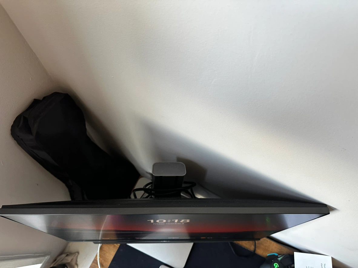 Dell Monitor with Integrated Soundbar - photo 2