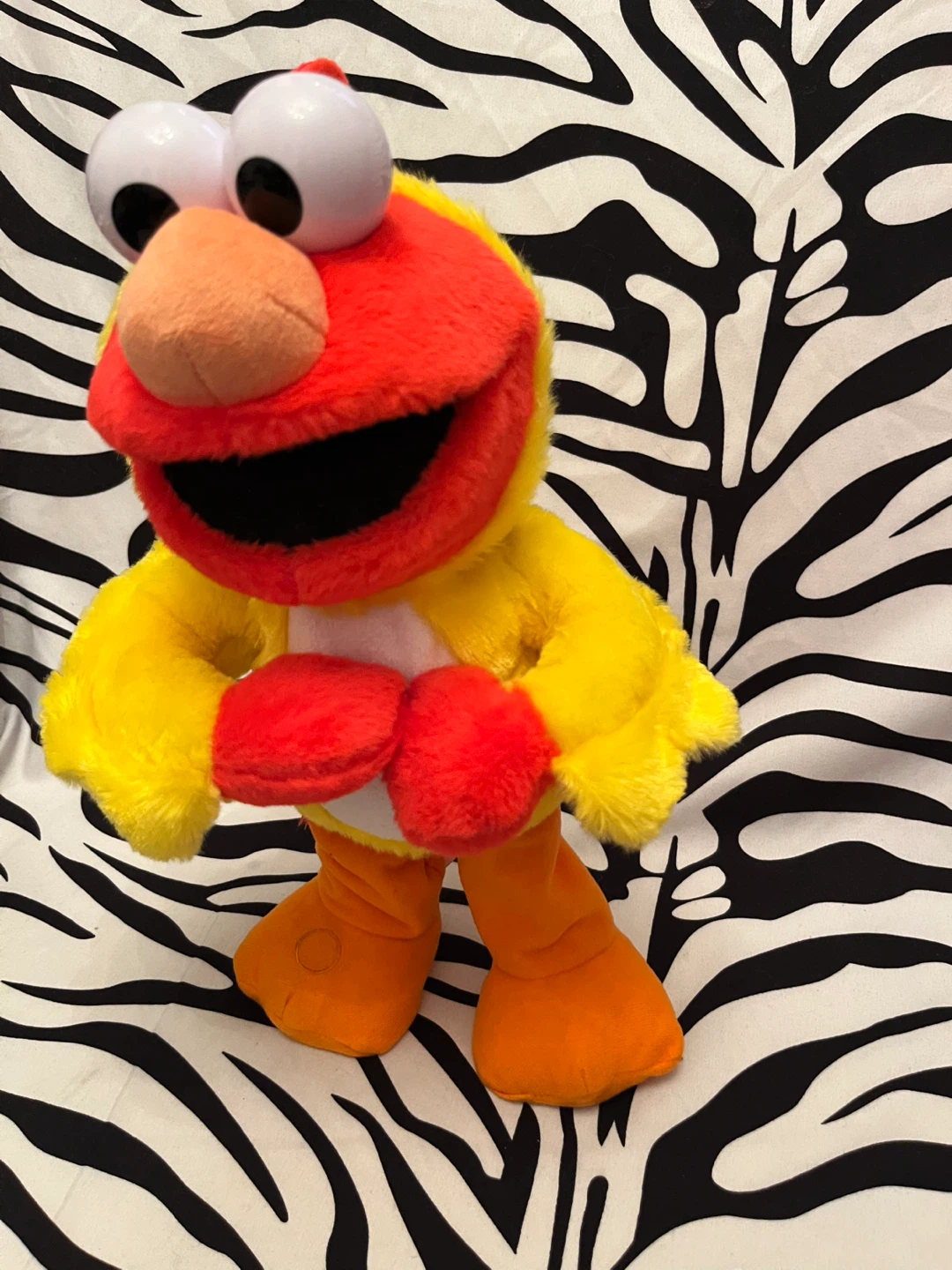 ♥️ Sesame Street Chicken Dance Elmo interactive plush toy ♥️ - photo 2