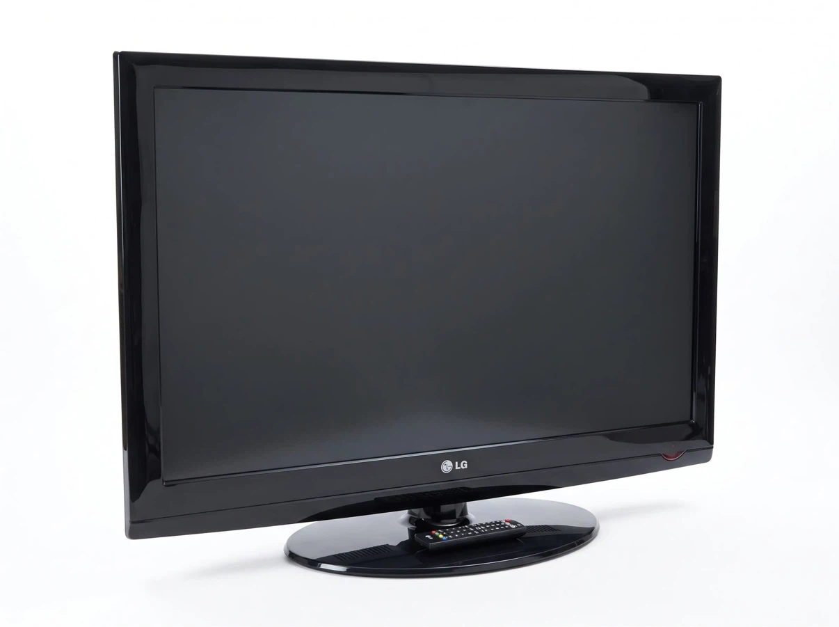 LG 47" Full HD 1080p LCD TV (Model: 47LG70)