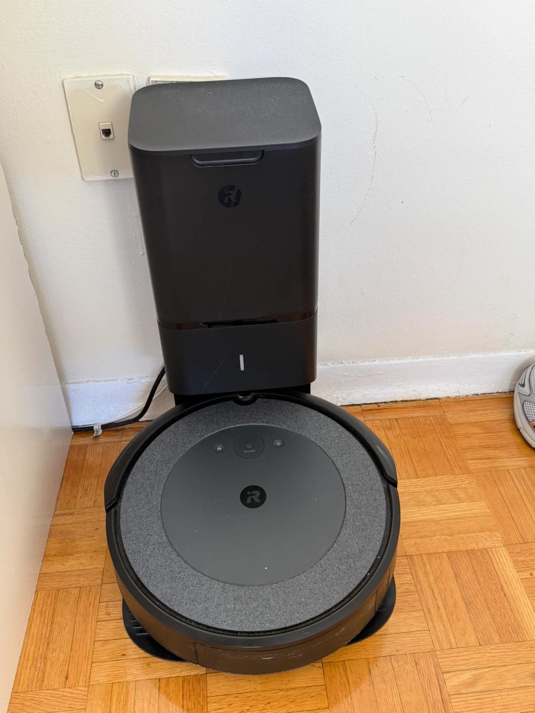 iRobot Roomba i3+ Robot Vacuum