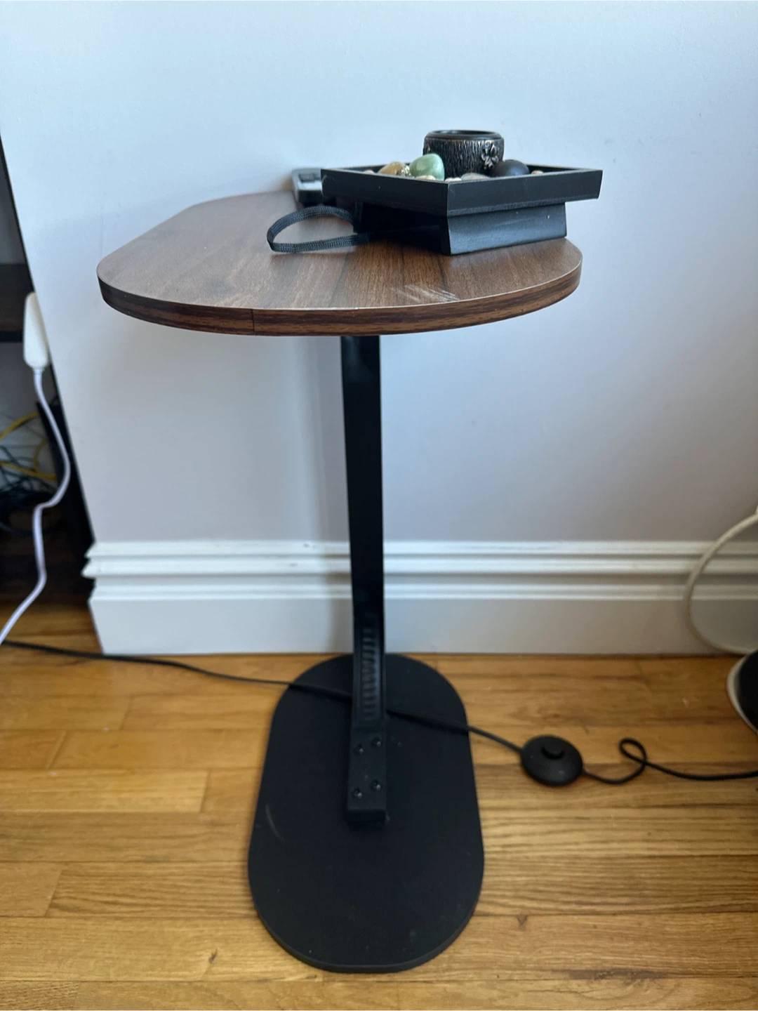 Modern C-Shaped Side Table - photo 2