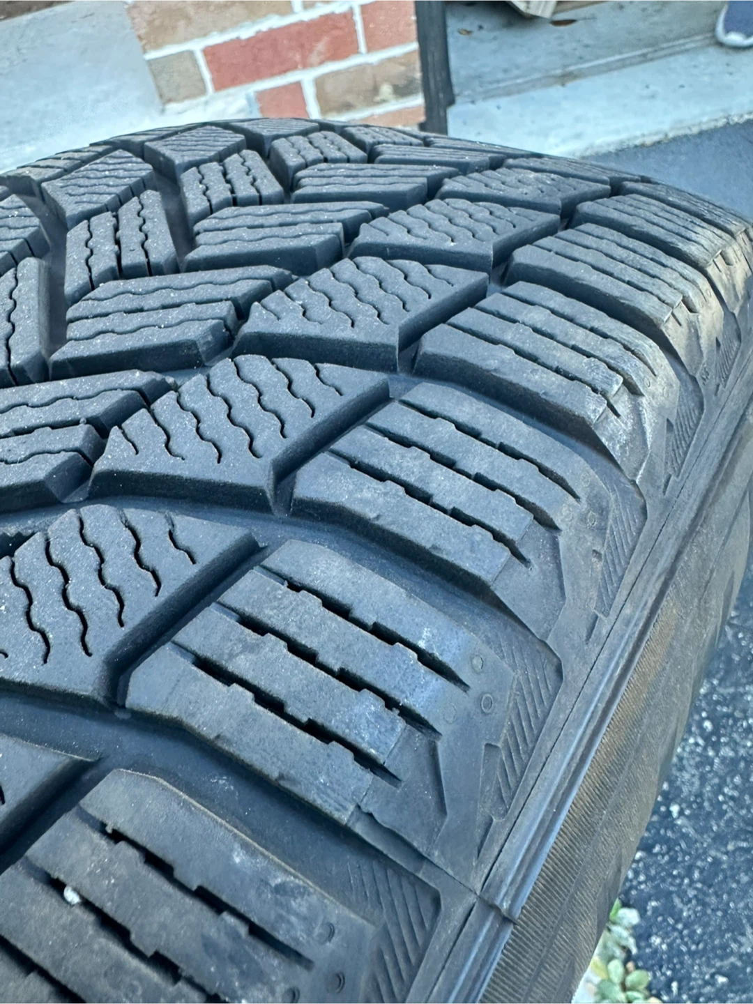 Michelin X-Ice Snow SUV Tires 245/60 R18