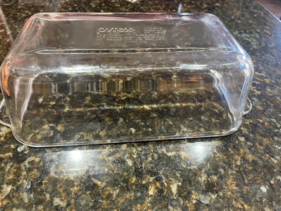 Pyrex 1.5L Glass Baking Dish with Wicker Holder - photo 5
