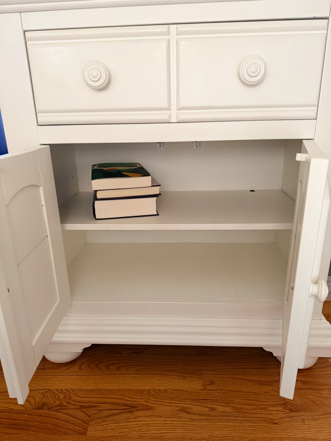 Solid wood, high quality white night stand or entryway cabinet - photo 2
