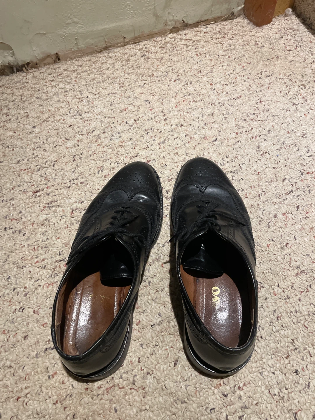 Black leather Oxford dress shoes