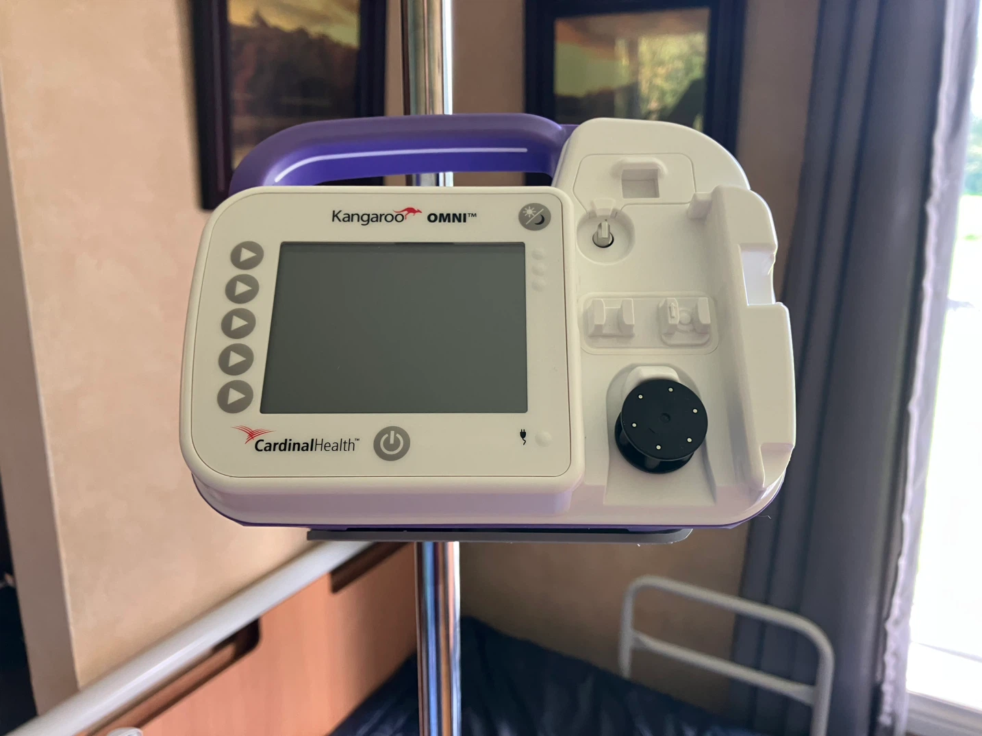 Delivery!- Kangaroo Omni Feeding Pump for sale