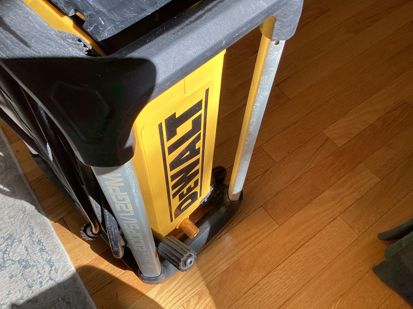 Dewalt electric jobsite pressure washer