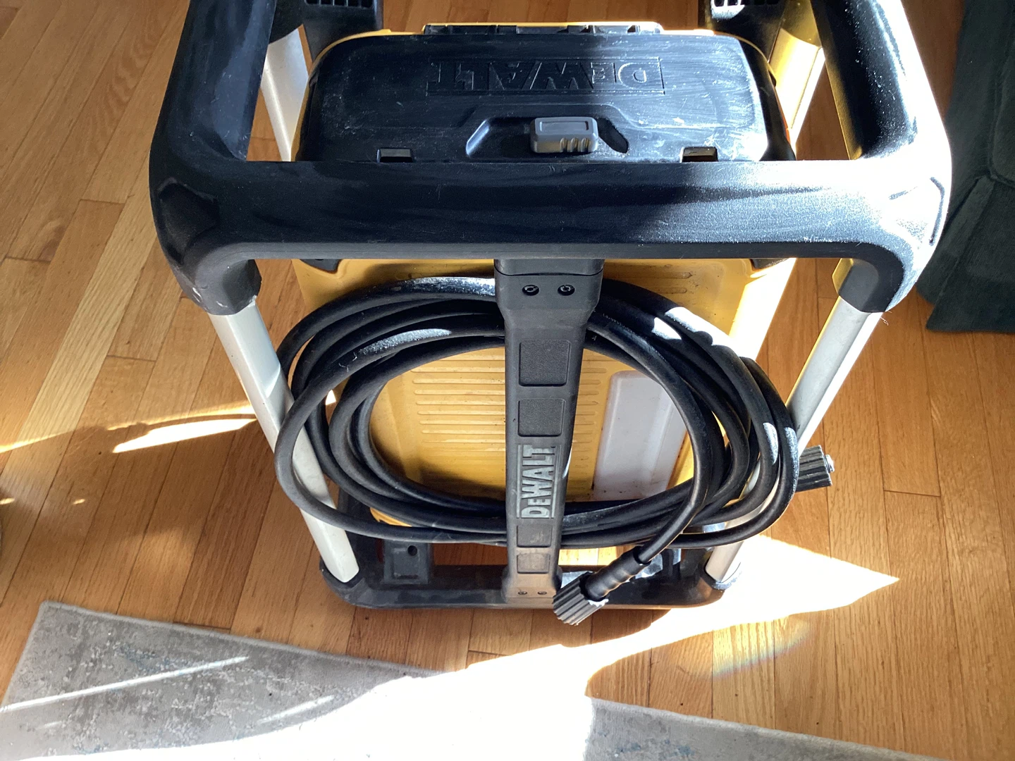 Dewalt electric jobsite pressure washer - photo 5
