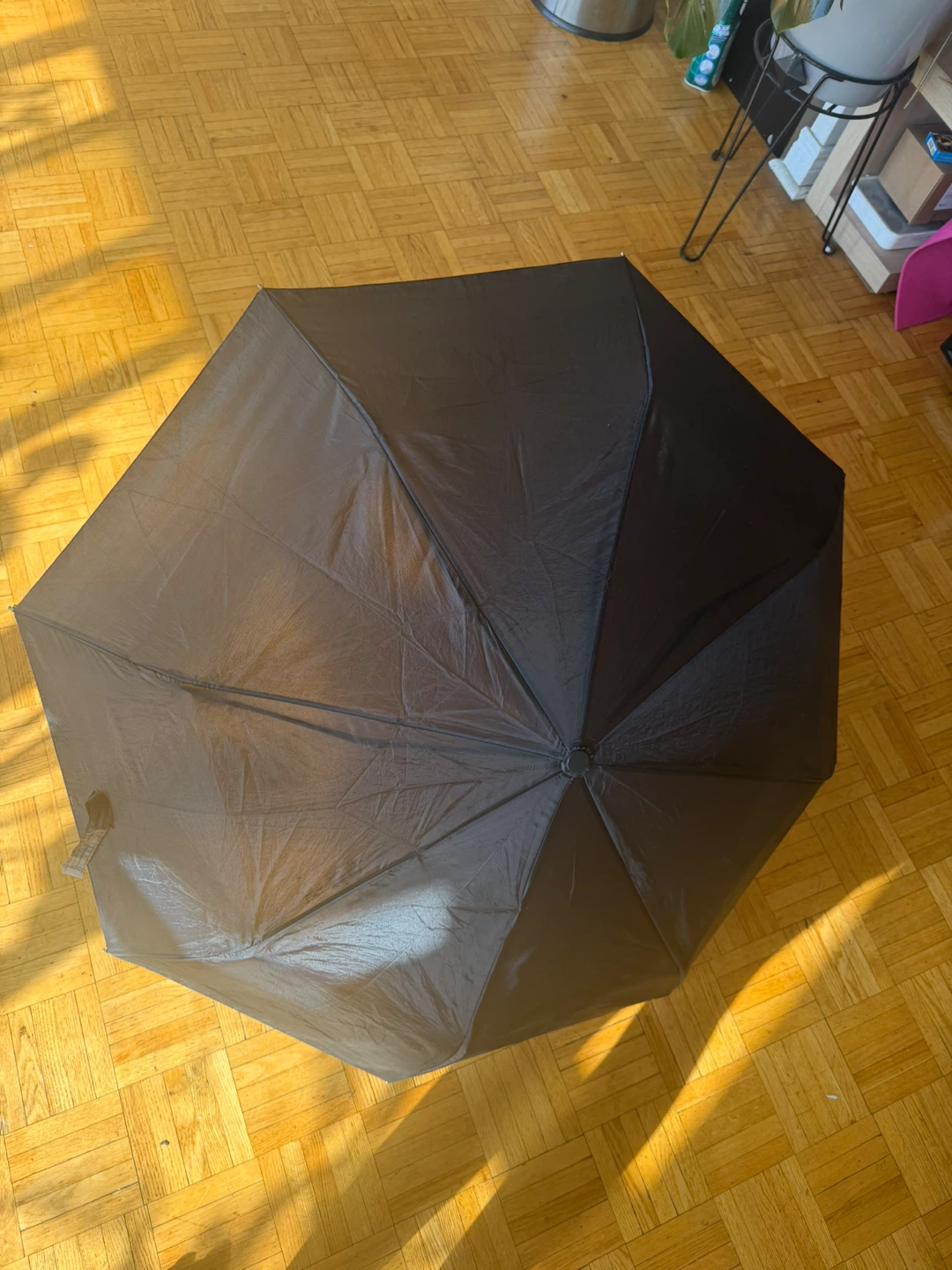 Simple black umbrella - photo 3
