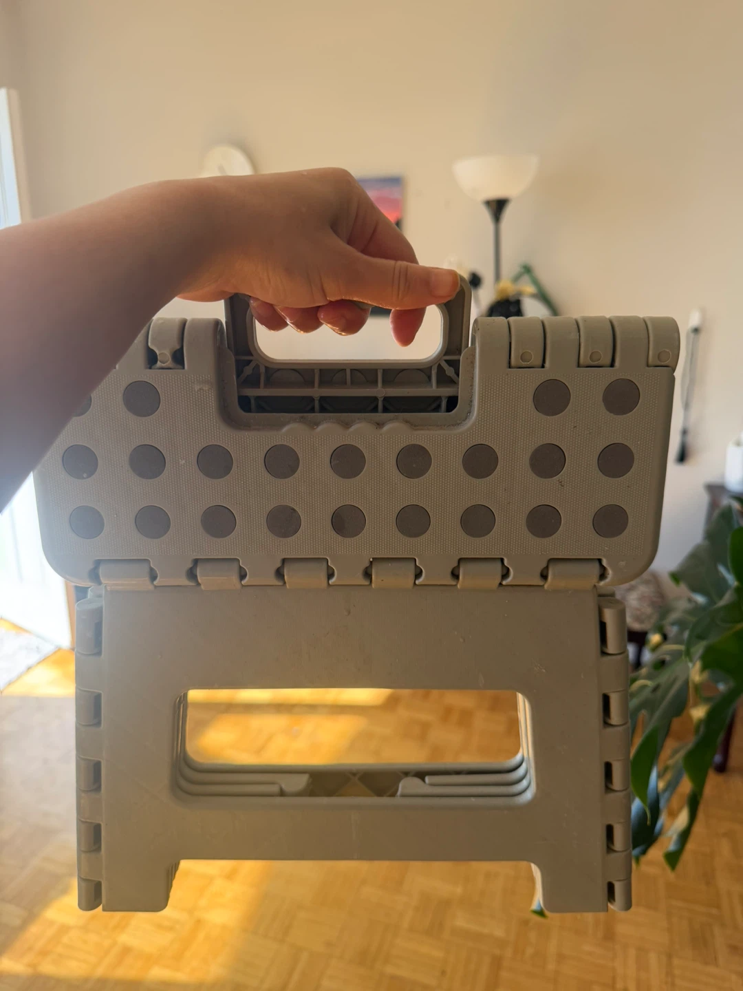 Collapsible Grey Plastic Step Stool - photo 2