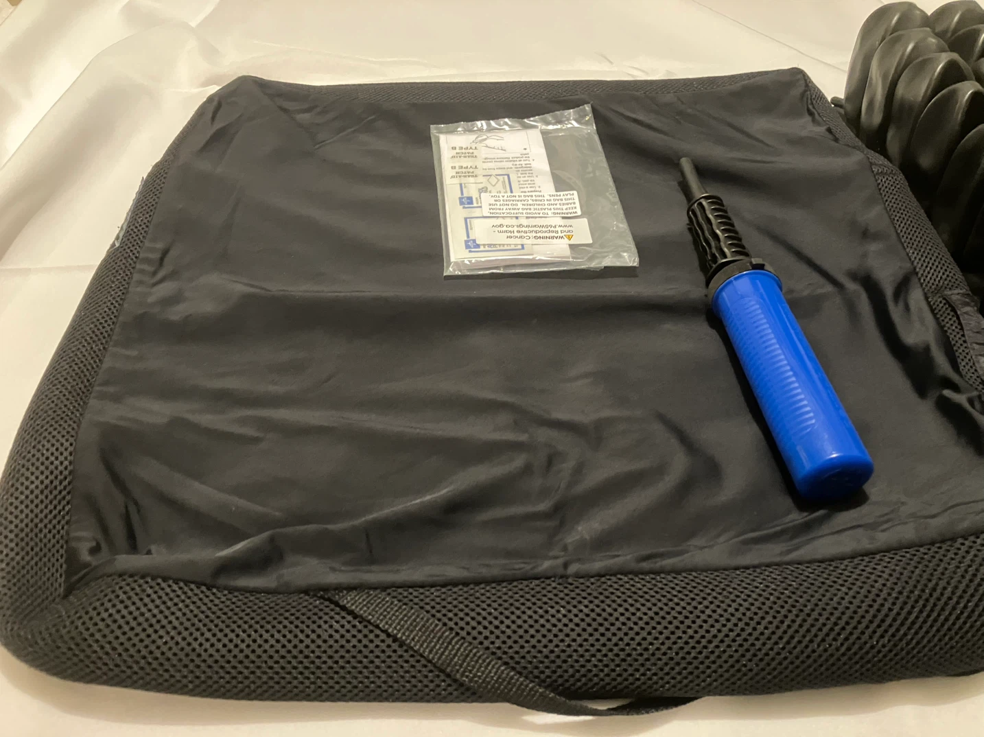 Delivery- QuadroSelect Roho Cushion (High Profile) 17” by 18” - photo 3