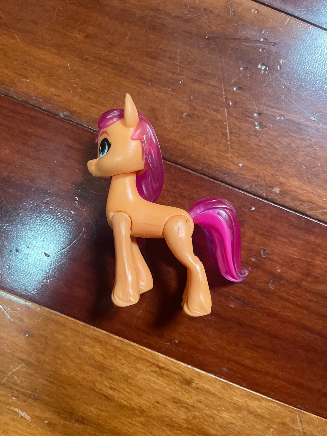 My Little Pony Sunny Starscout Figure - photo 2