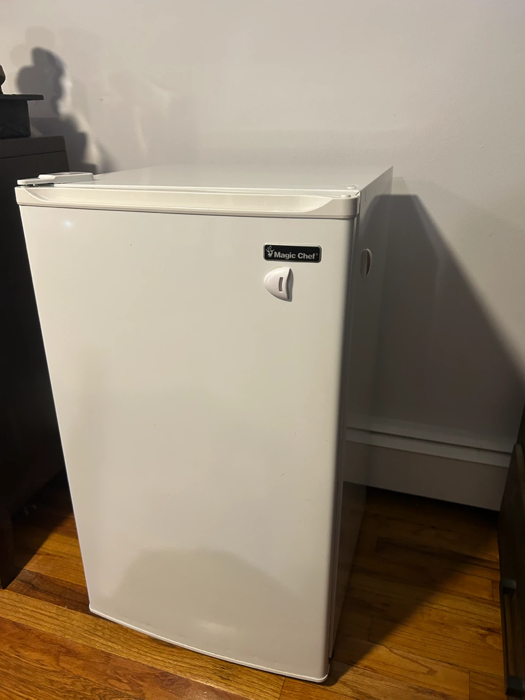 Magic Chef Mini Refrigerator