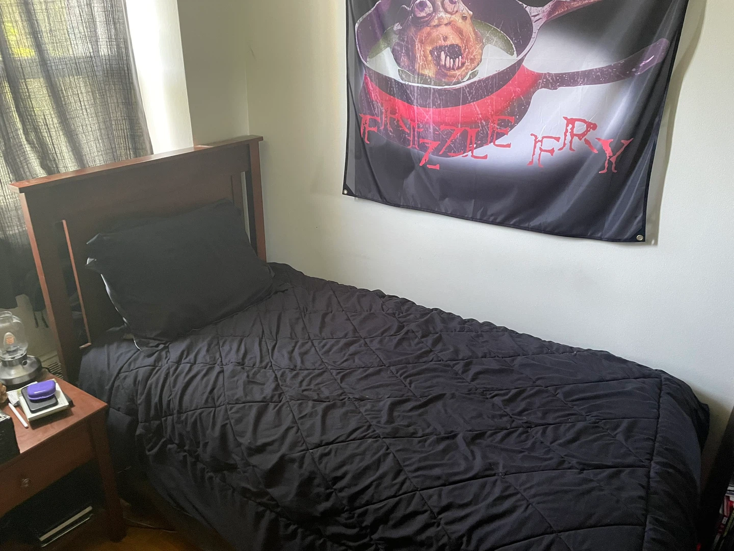 Child’s Bedroom Set - photo 2