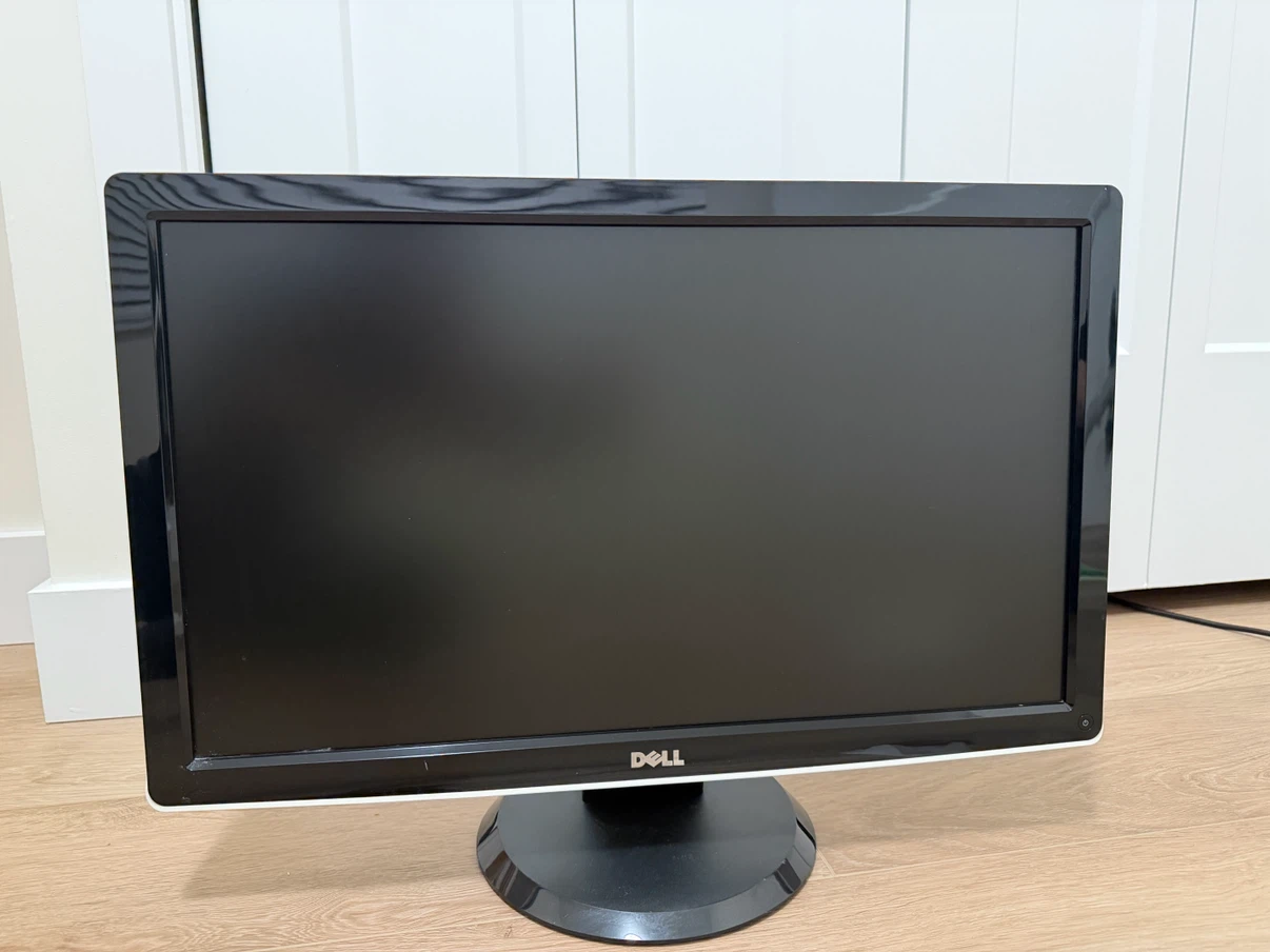 Dell ST2310f 23-inch LCD Monitor