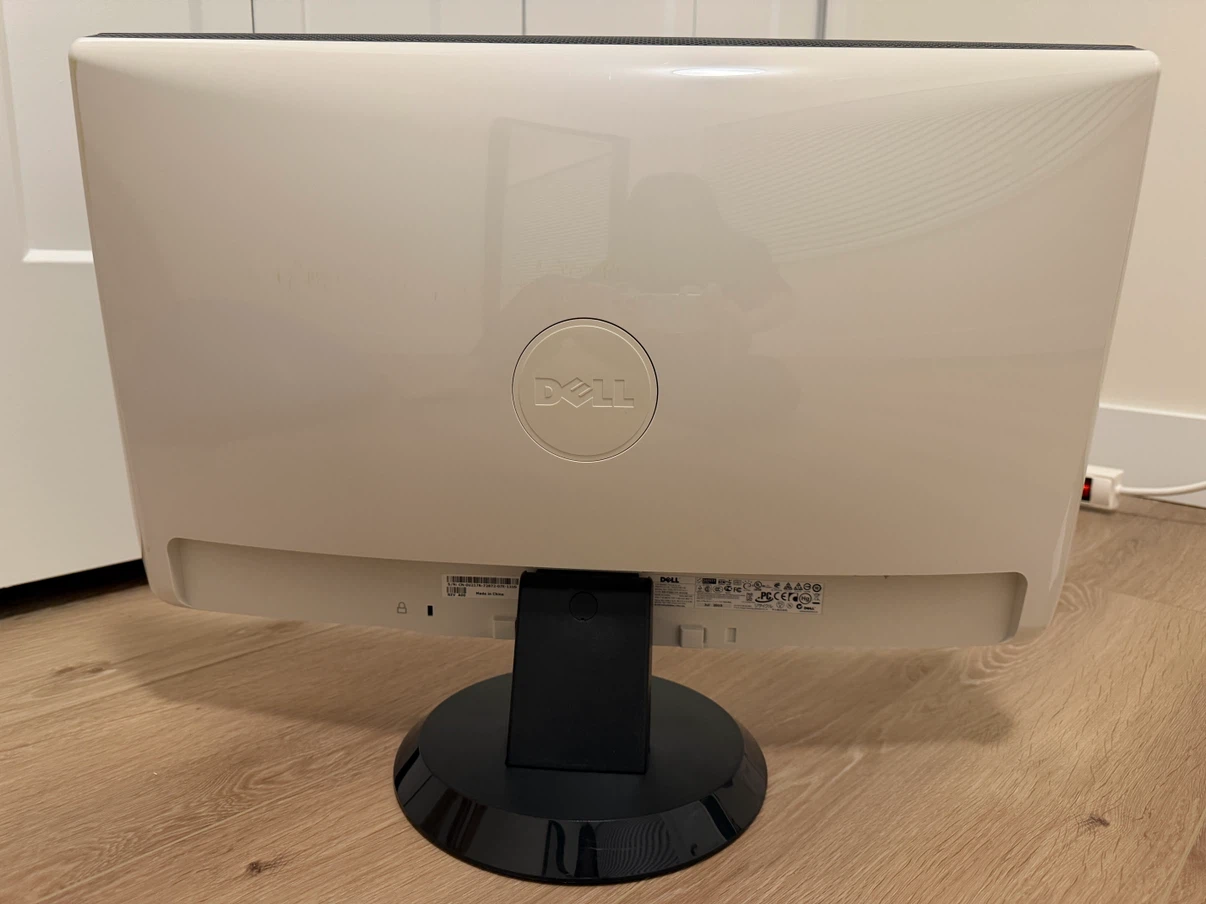 Dell ST2310f 23-inch LCD Monitor - photo 2