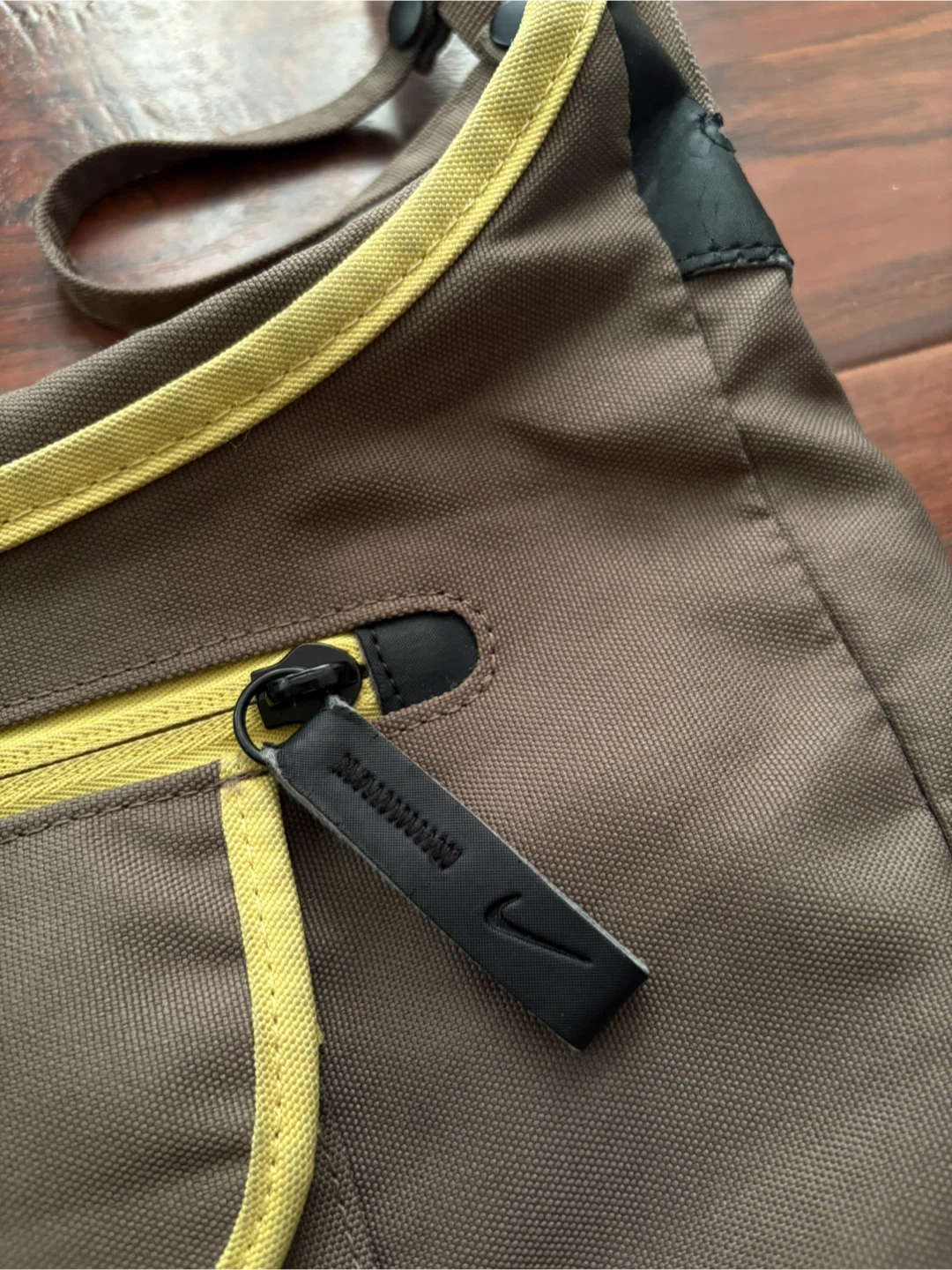Vintage Nike y2k cordura messenger bag crossbody sling pack - photo 3