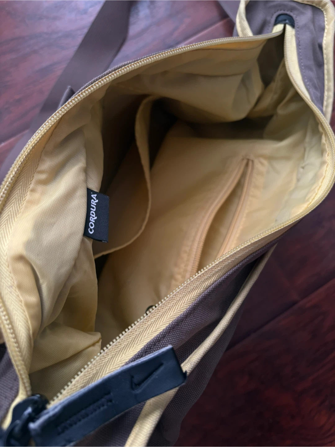 Vintage Nike y2k cordura messenger bag crossbody sling pack - photo 4