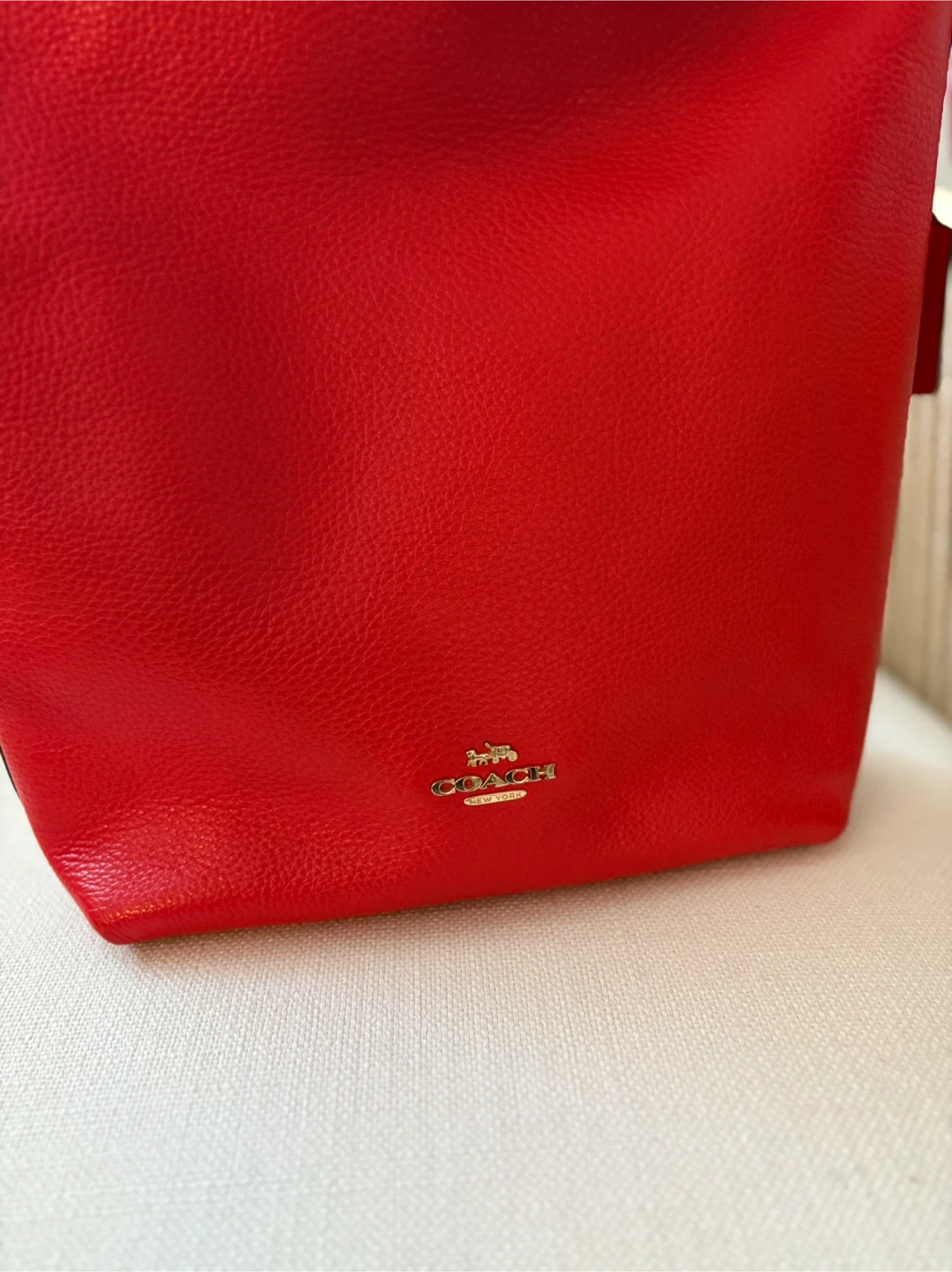 Coach COACH Val Duffle Red Crossbody Bag Style C2818 - photo 4