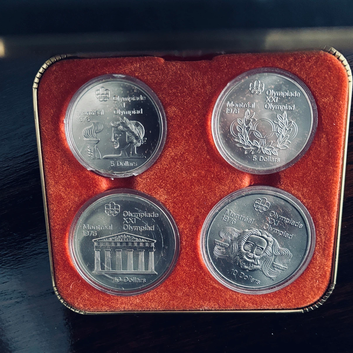 12x Silver 1976 Montreal Olympics Commemorative Rounds - photo 5
